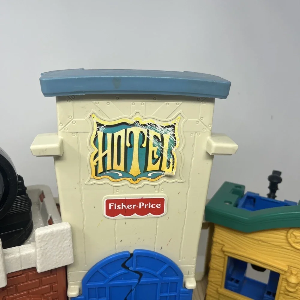 Fisher Price Great Adventures Cowboy Wild Western Stagecoach Town Cannon Figures
